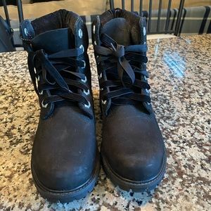 Women’s Timberland Velvet Boots